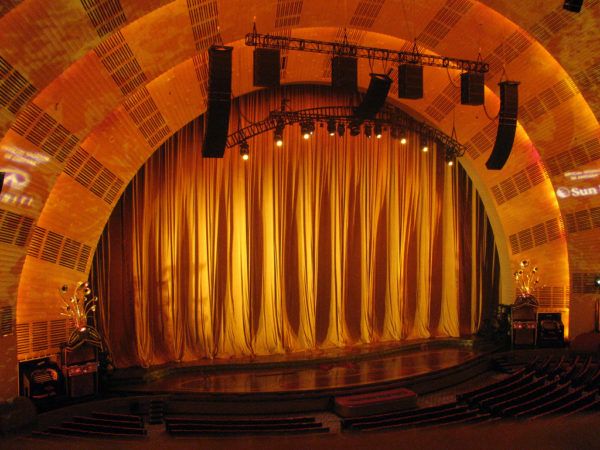 Cirque du Soleil at Radio City Music Hall