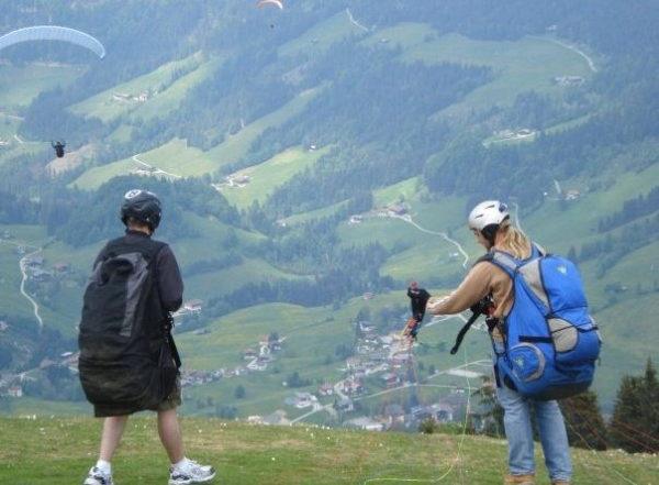 Paragliding in Austria with Contiki