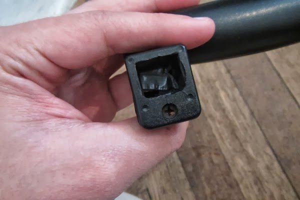 How to fix a stuck luggage handle.