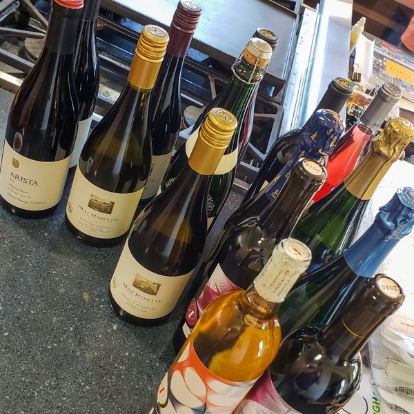 5 Wine Shipping Options When Visiting Napa and Sonoma Wineries