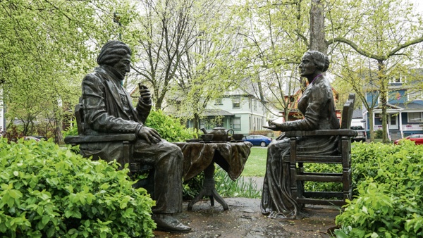 Susan and Frederick Statue