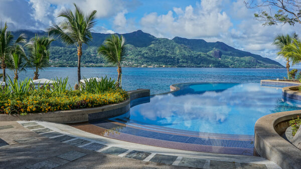 Hilton Northolme Infinity Pool