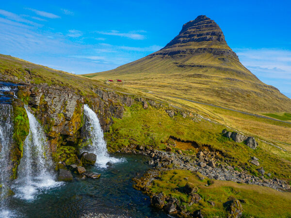 Kirkjufellsfoss and mountain