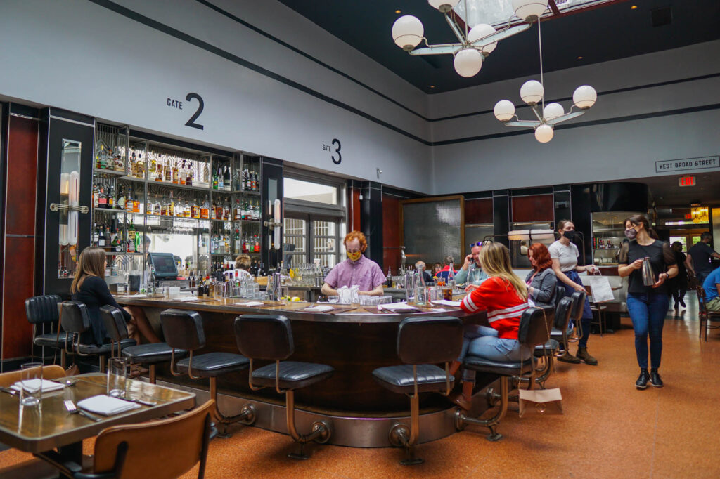 5 of the Best Restaurants in Savannah to Check Out