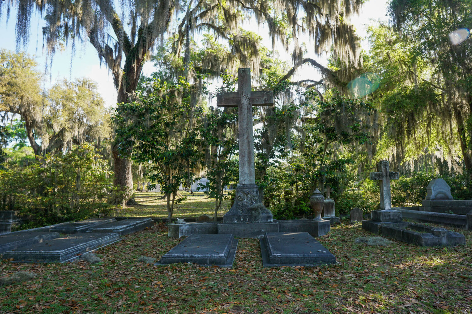9 Stunning Photos from Bonaventure Cemetery in Savannah
