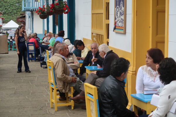 Street scene in Jardin, Colombia