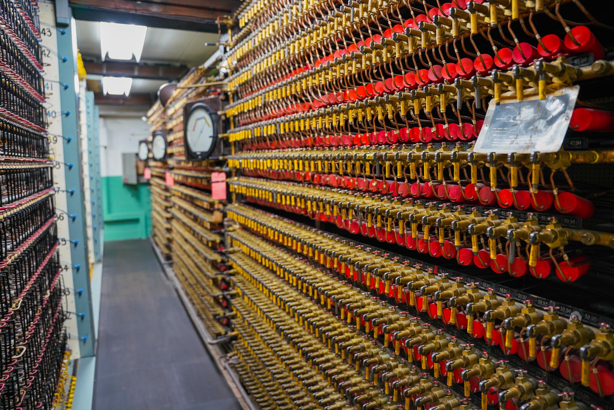 B Reactor Control Room