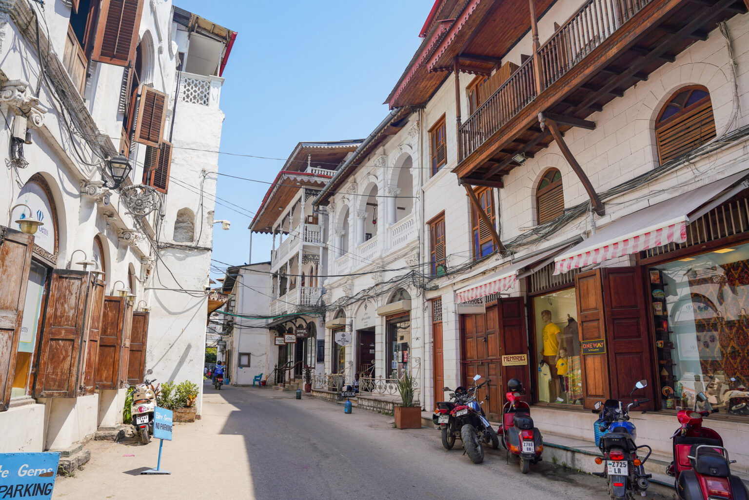 How Many Days in Zanzibar Visiting Before or After Safari?