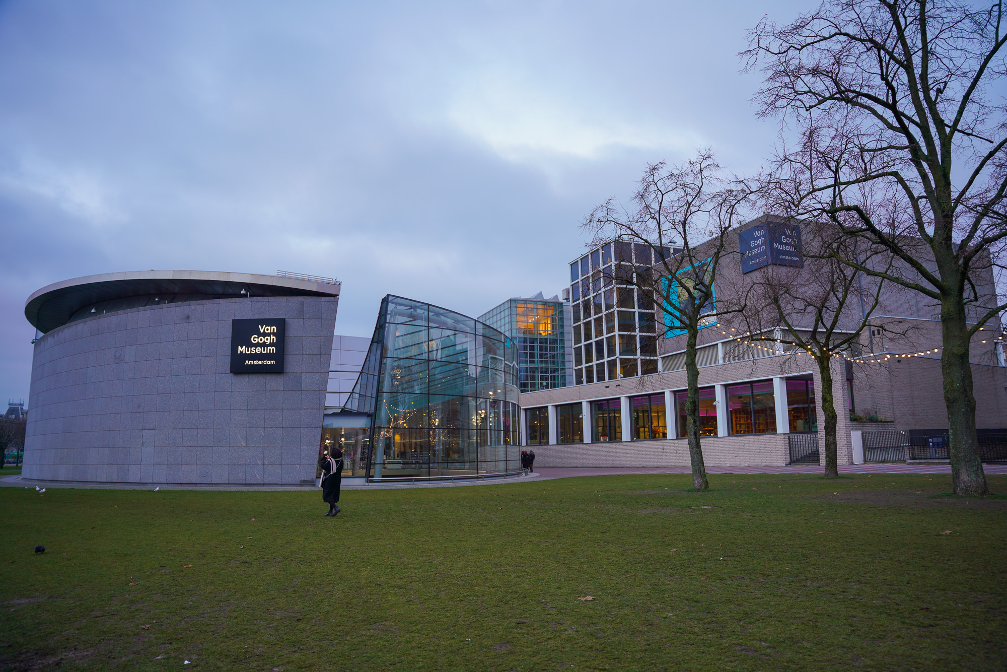 Van Gogh Museum in amsterdam