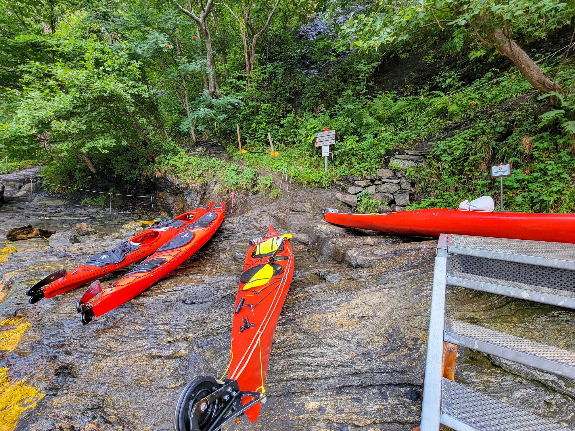 Kayak Parking for Hike