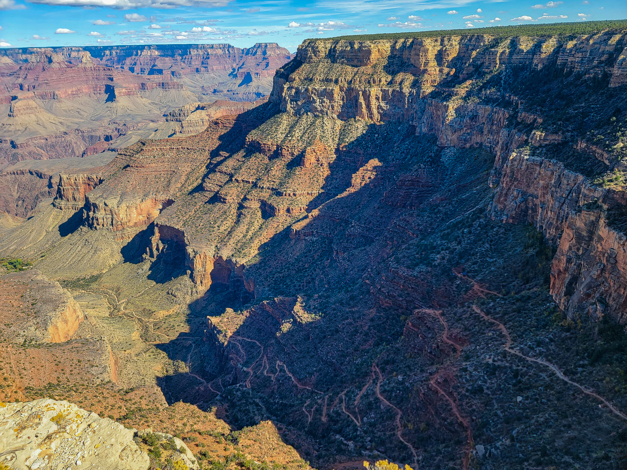 Grand Canyon South Rim With Bright Angel Trail