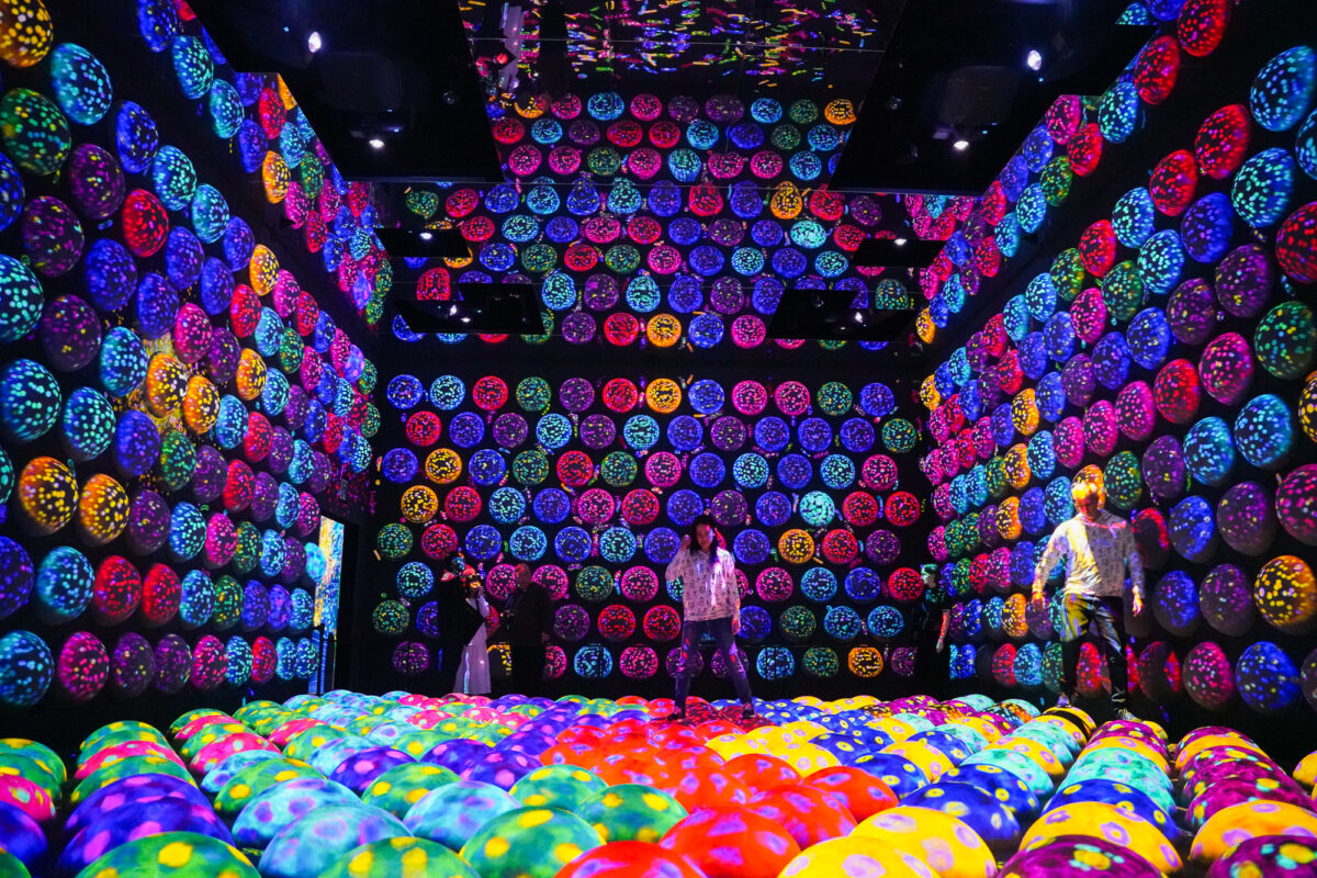 teamLab Planets May Be The Coolest Art Experience in Tokyo